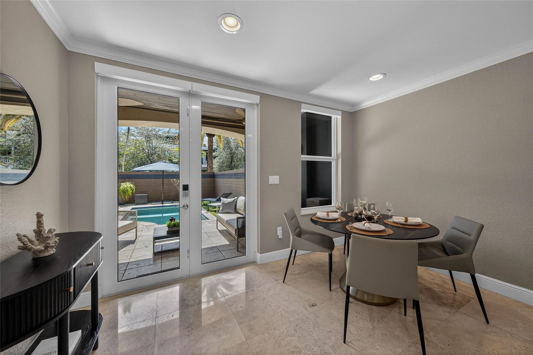 STRANAHANS SUB - Residential Lease