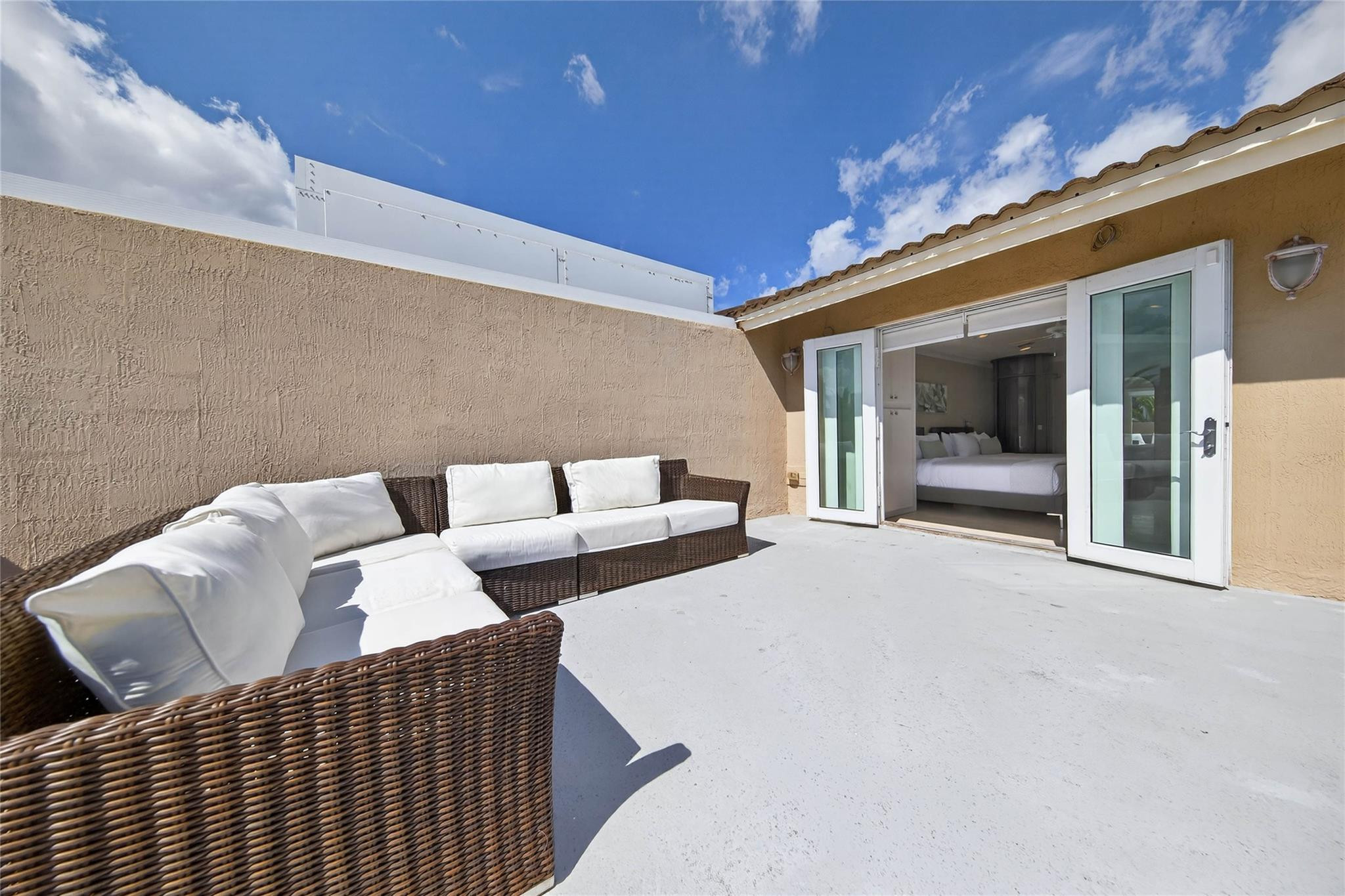 STRANAHANS SUB - Residential Lease