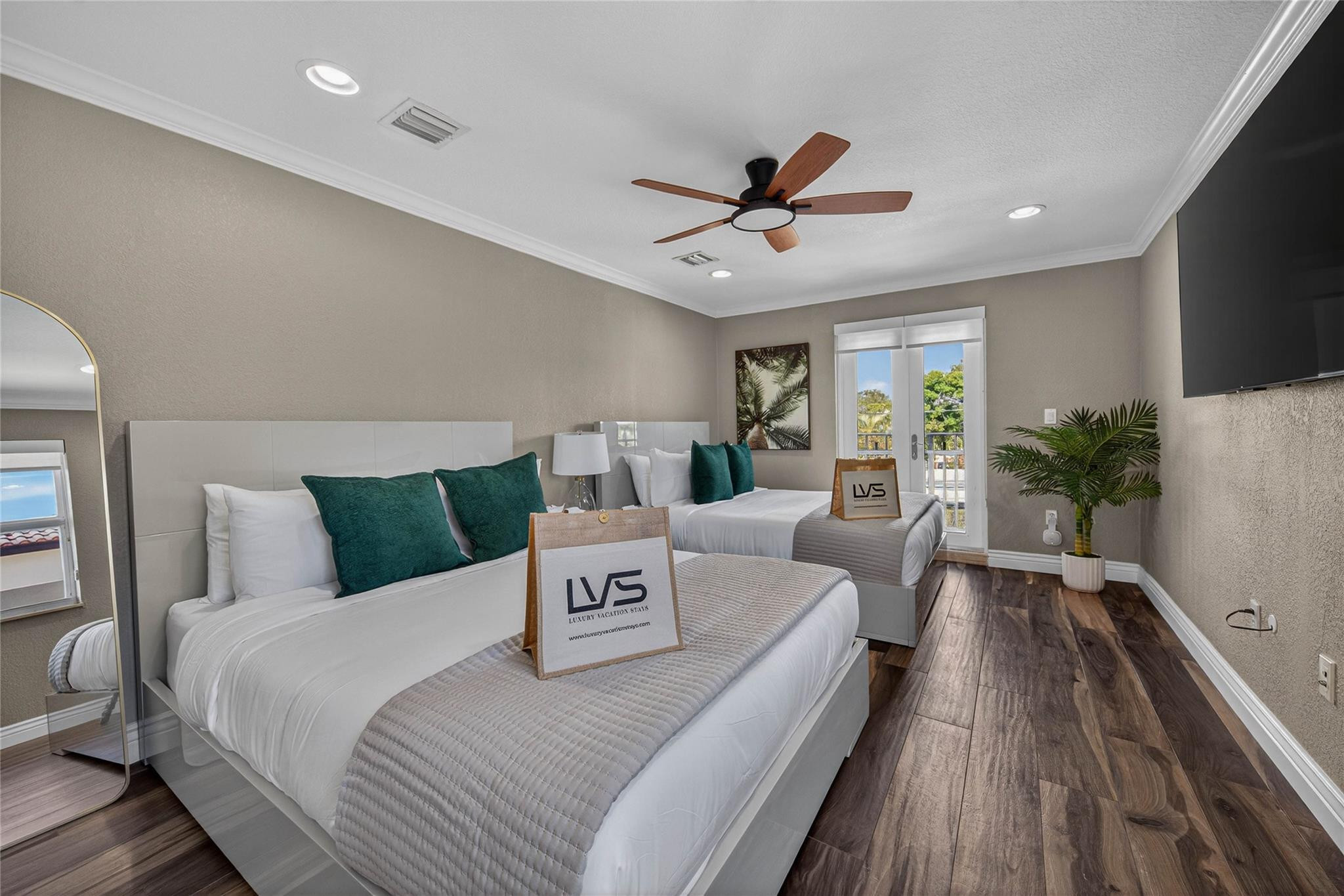 STRANAHANS SUB - Residential Lease