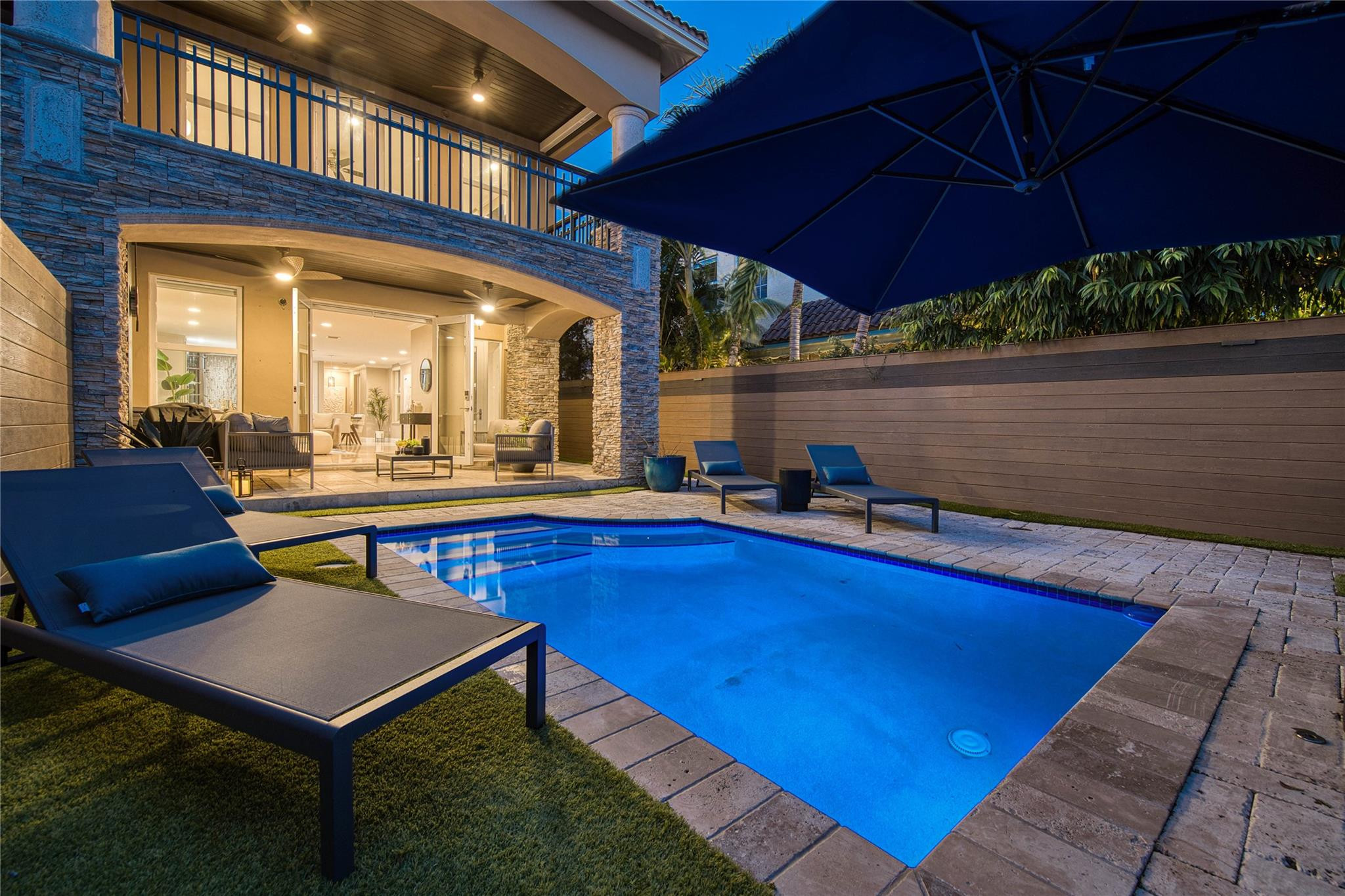 STRANAHANS SUB - Residential Lease