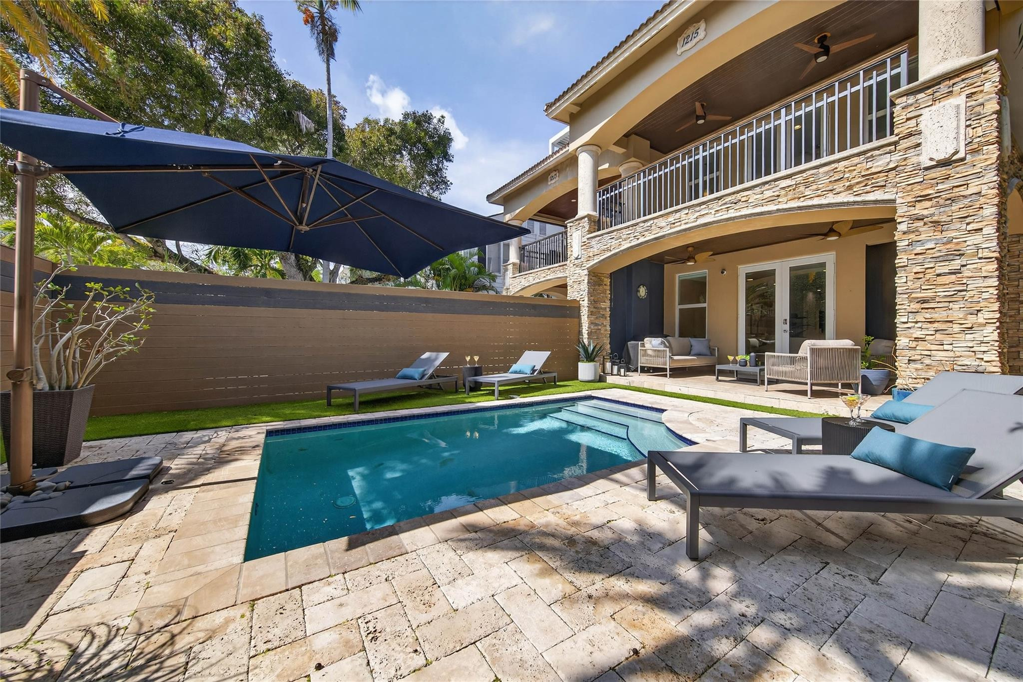 STRANAHANS SUB - Residential Lease