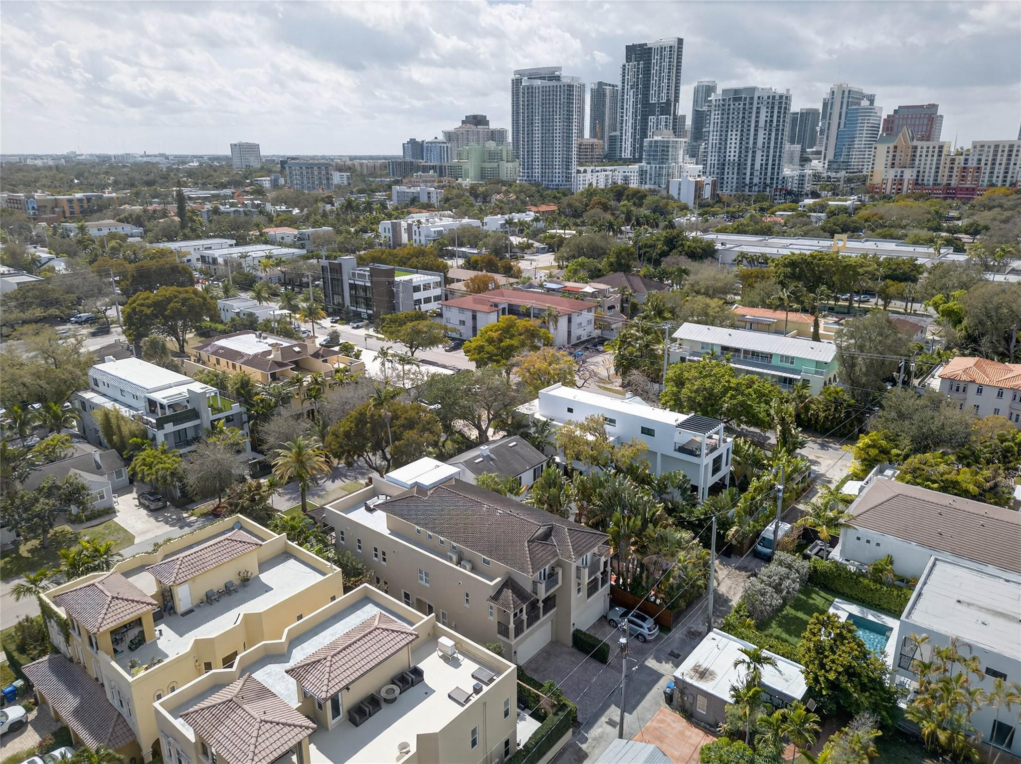 STRANAHANS SUB - Residential Lease