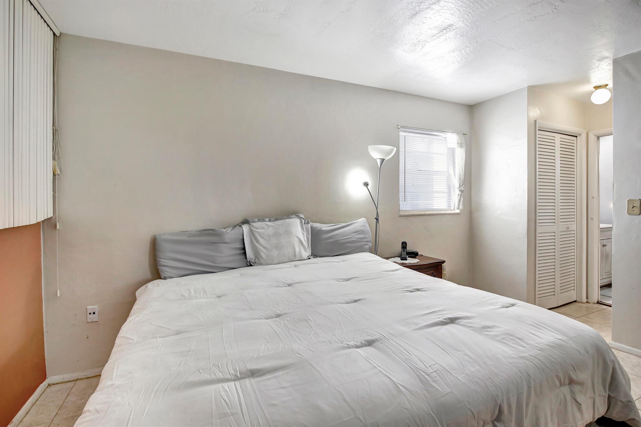 THIRD MIRAMAR CONDO - Residential