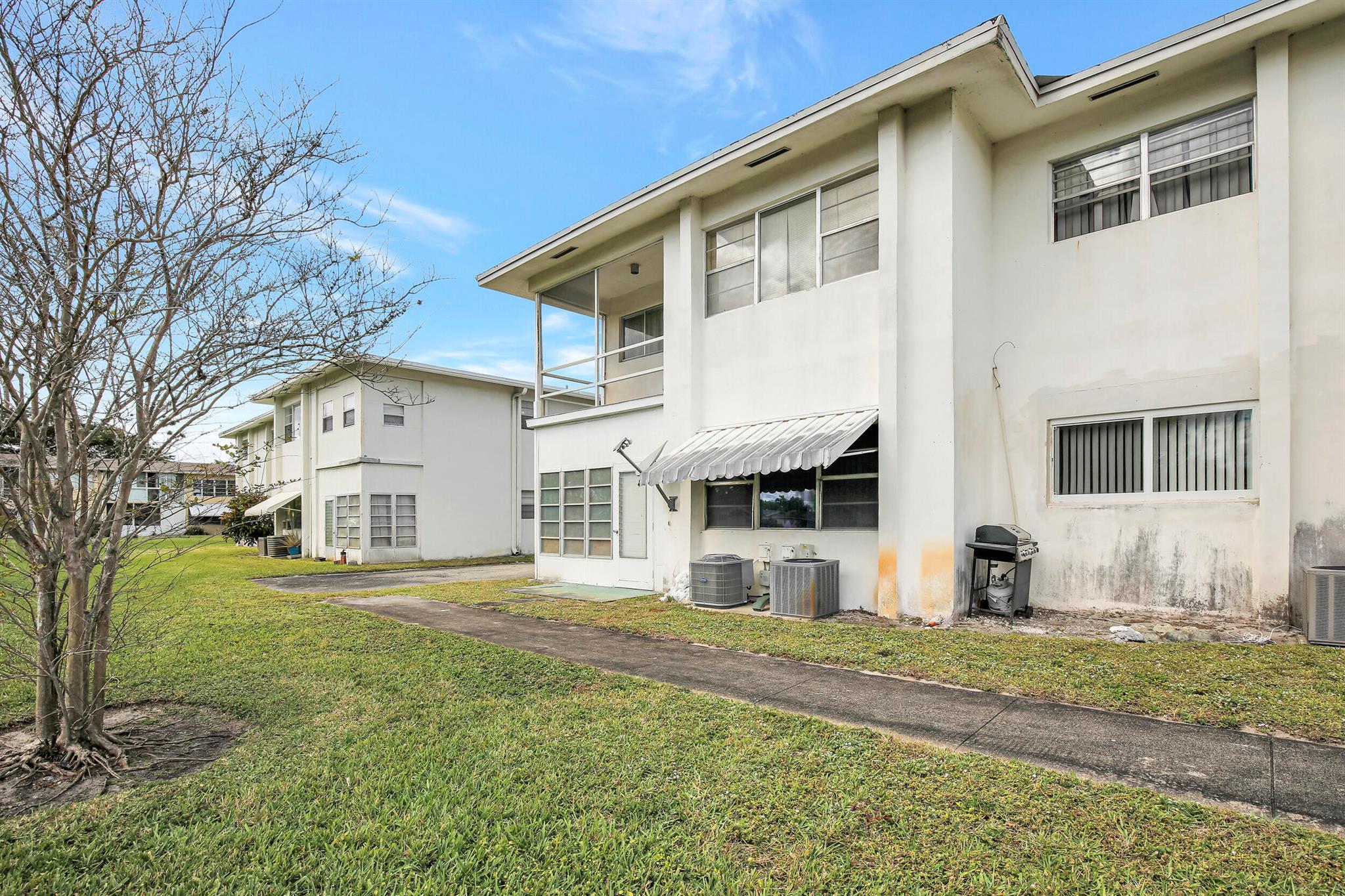 THIRD MIRAMAR CONDO - Residential