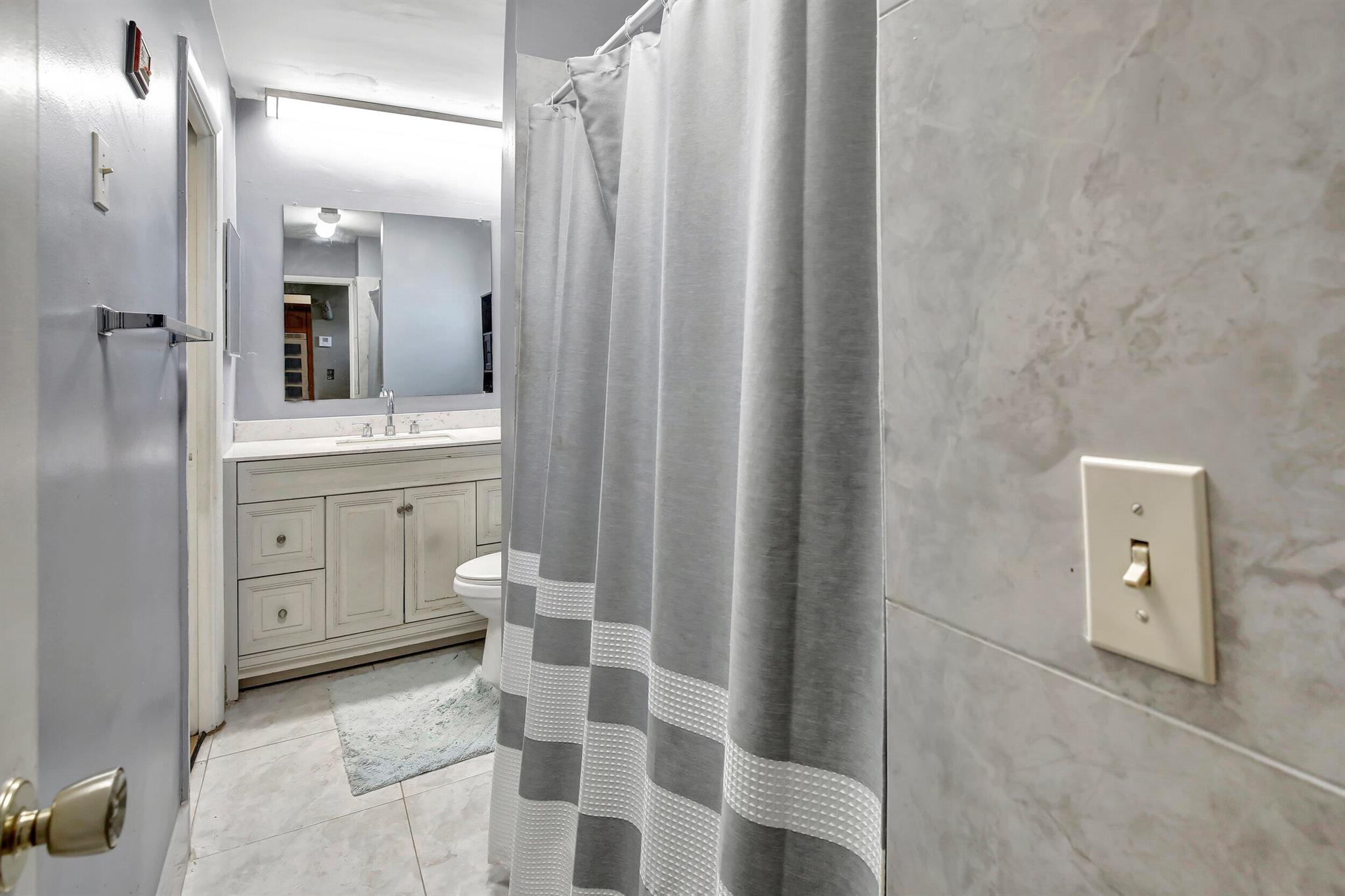 THIRD MIRAMAR CONDO - Residential