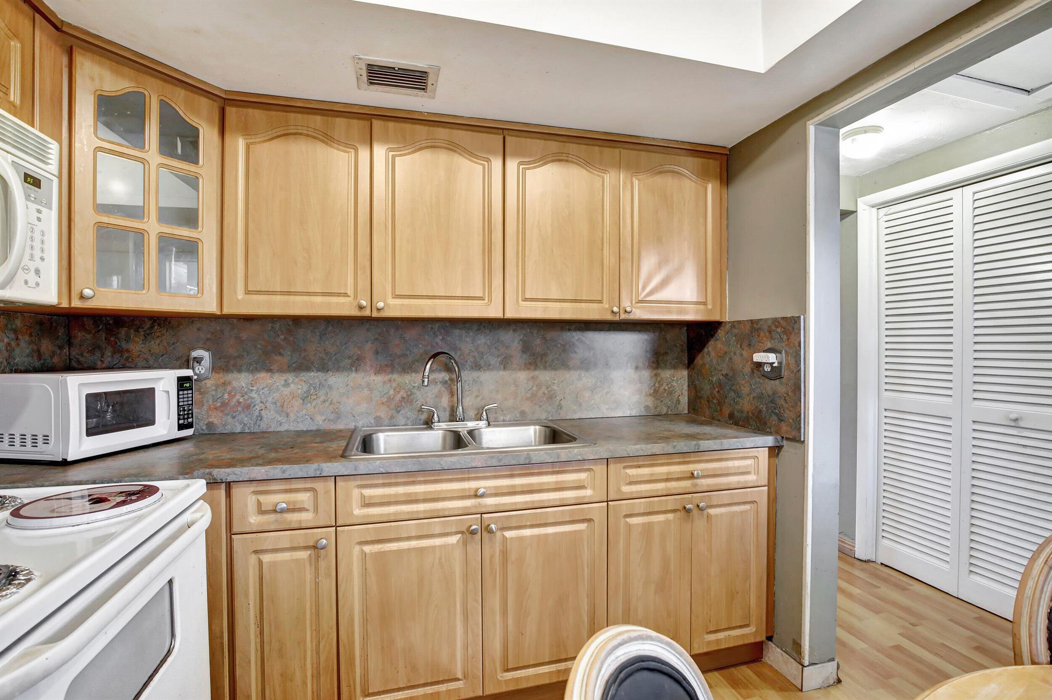 THIRD MIRAMAR CONDO - Residential