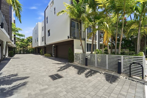 Tiny photo for 700 NE 14th Avenue #312, Fort Lauderdale, FL 33304 (MLS # B26049921)