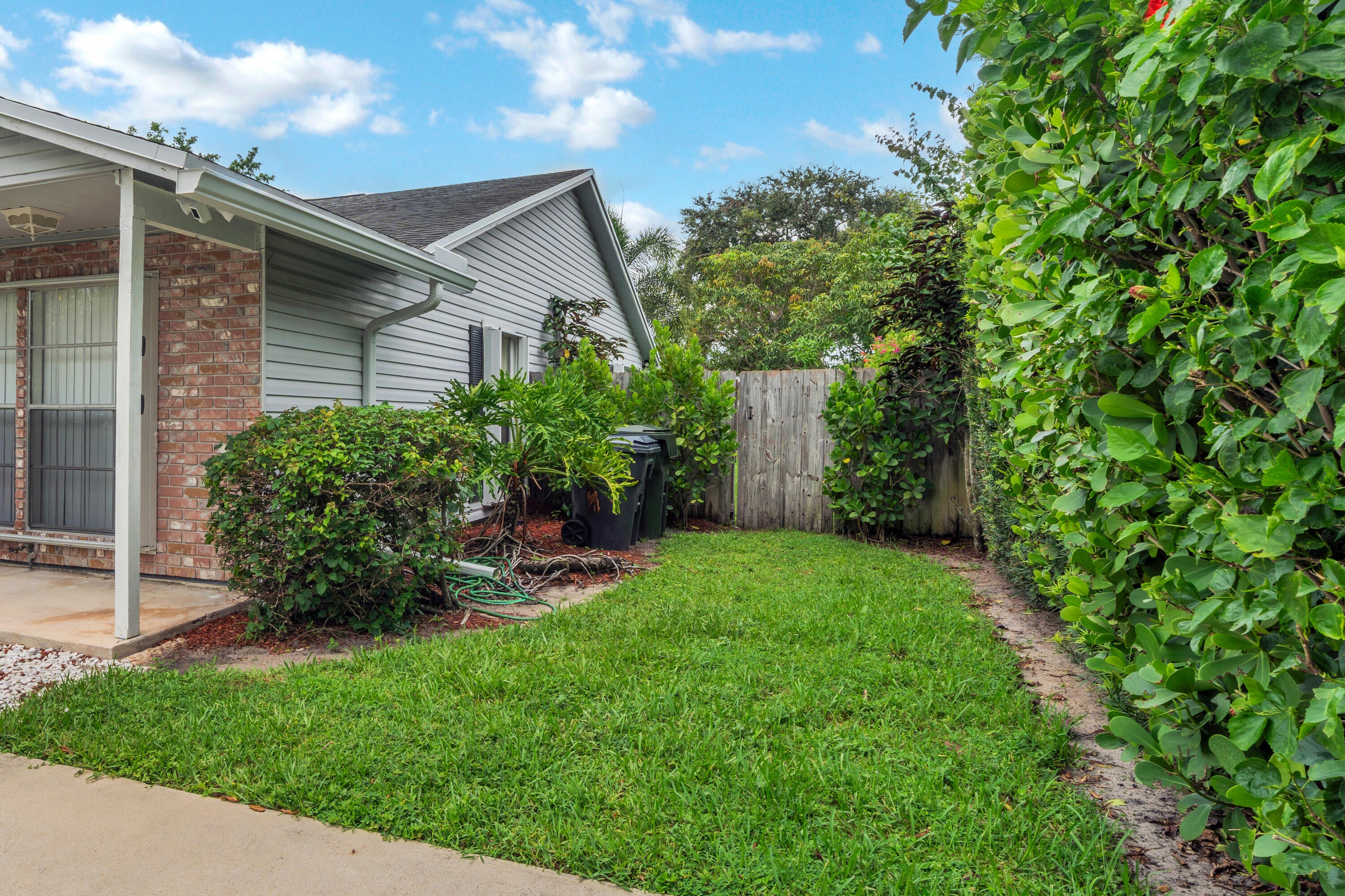1350 Riverside Circle Unit 2