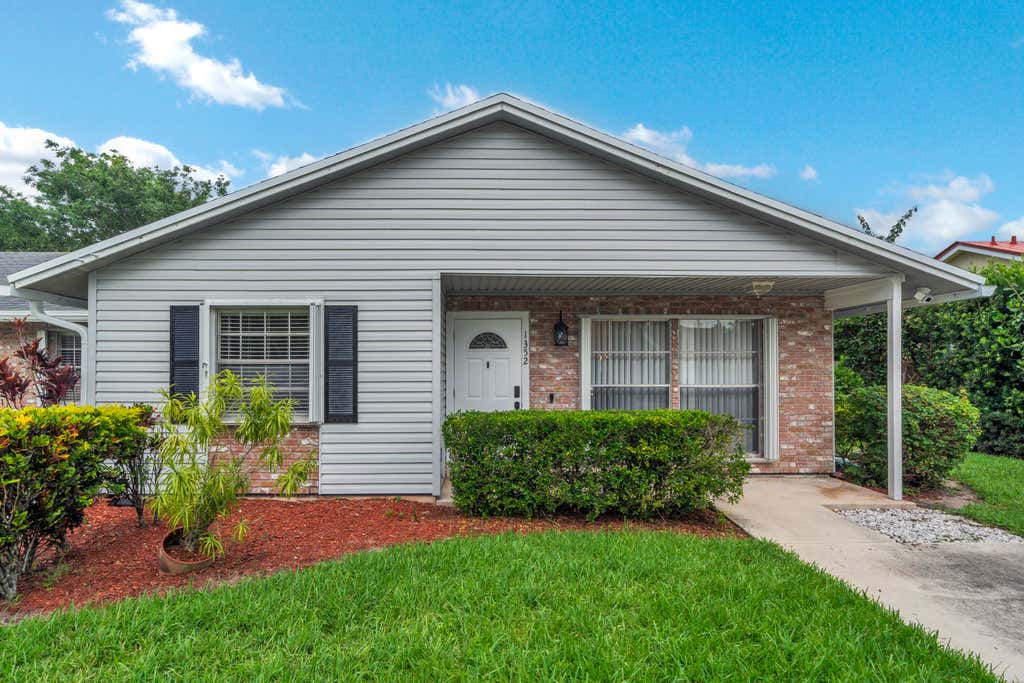 Photo of 1350 Riverside Circle #Unit 2, Wellington, FL 33414 (MLS # B26064221)