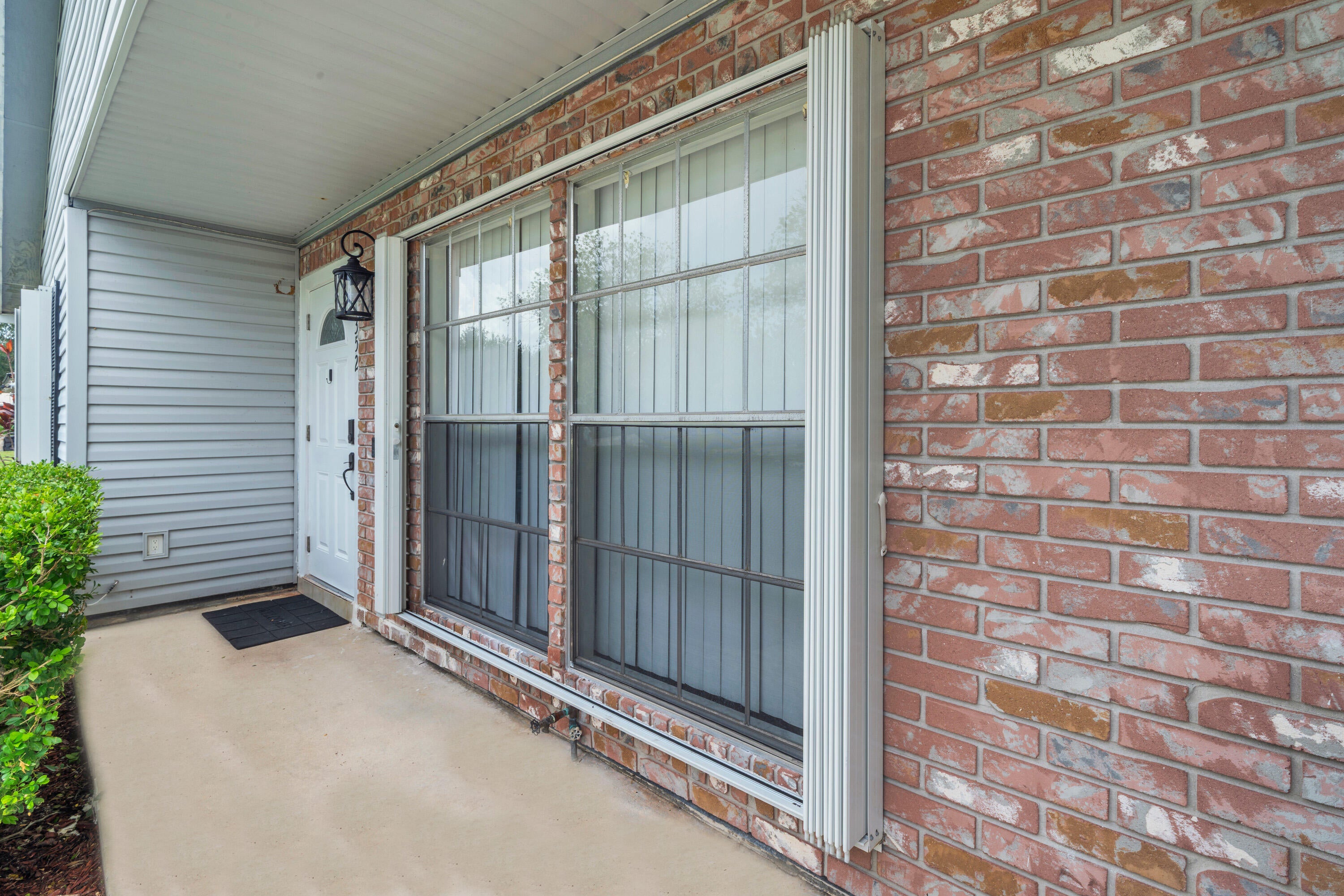 1350 Riverside Circle Unit 2