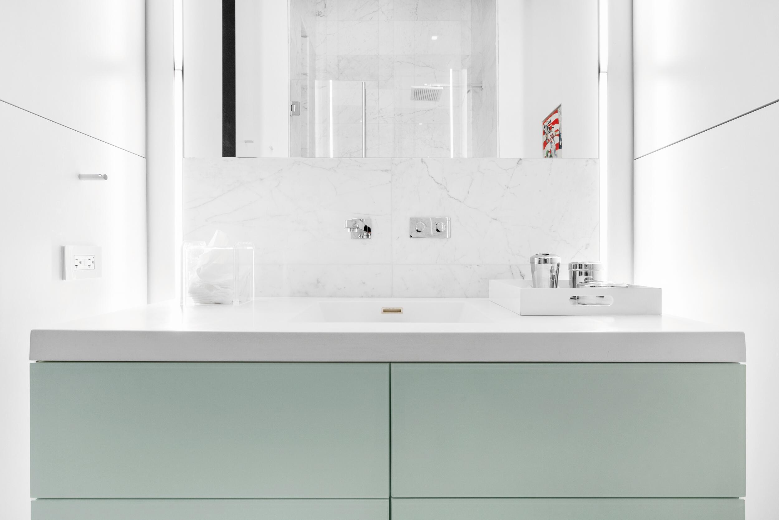 BRISTOL CONDO - Residential