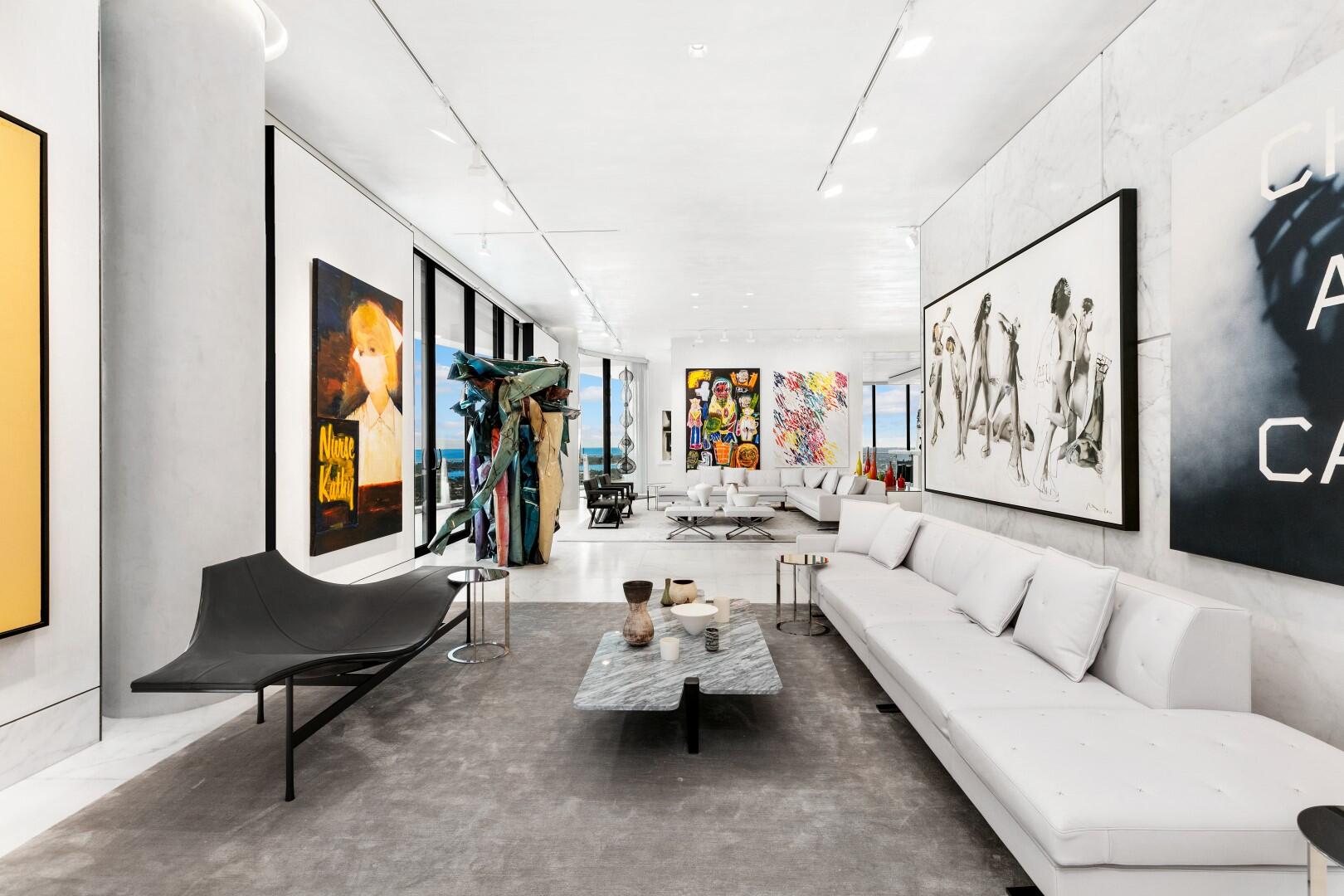 BRISTOL CONDO - Residential