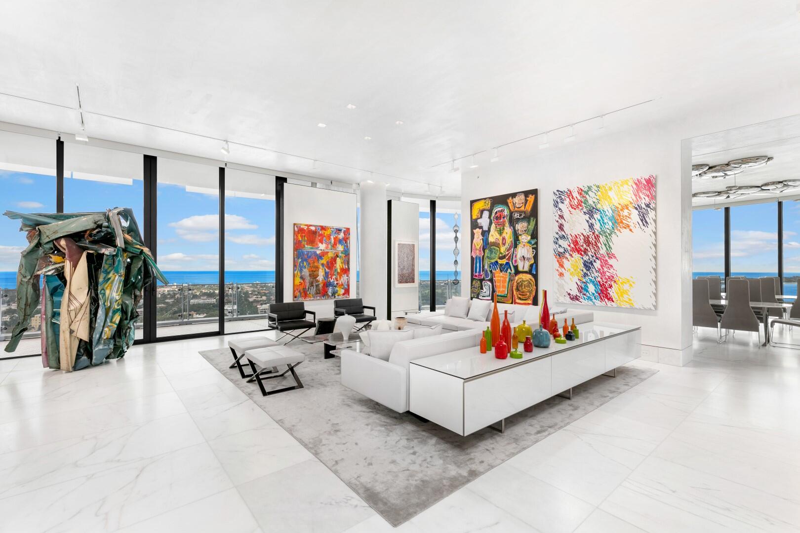 BRISTOL CONDO - Residential