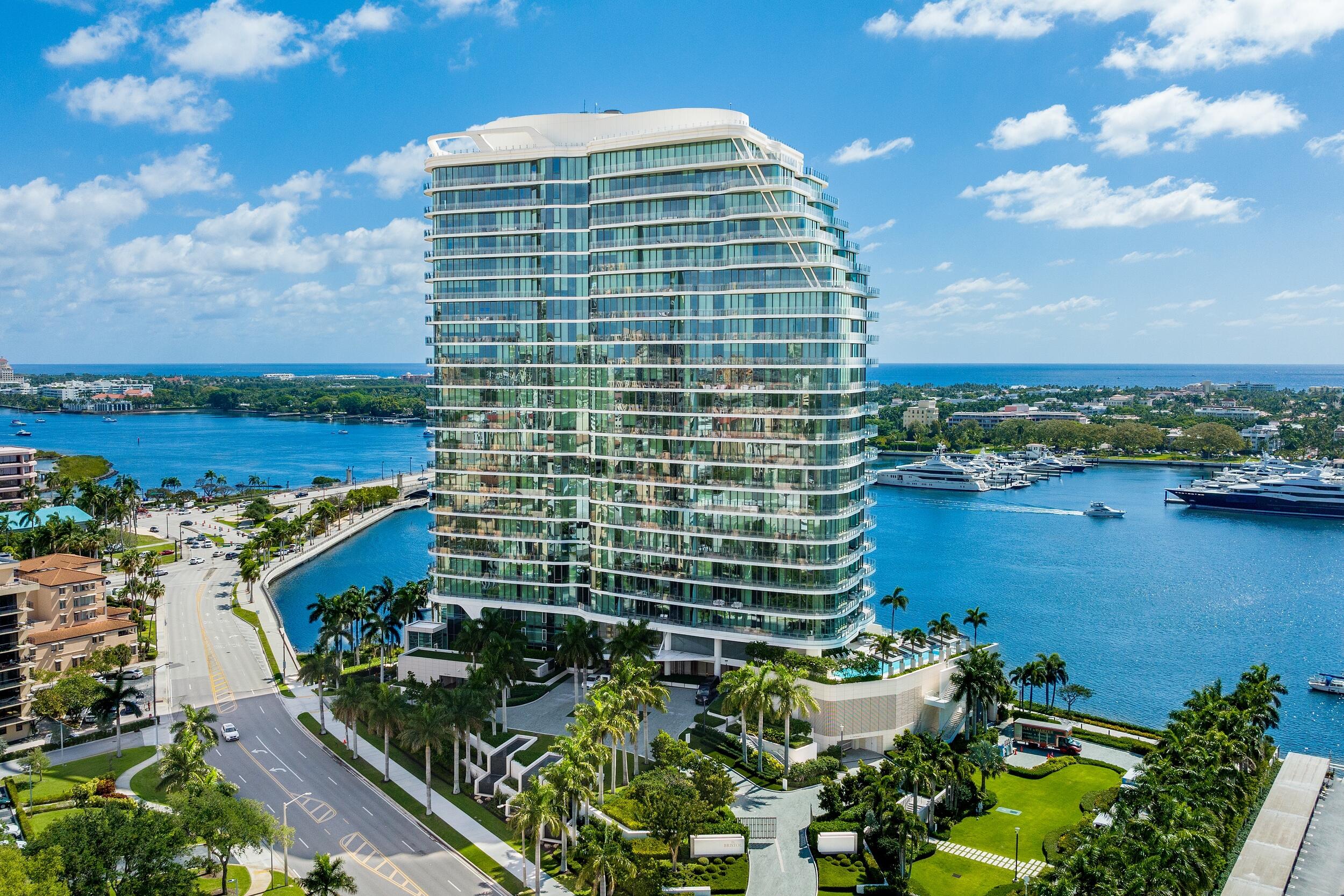 BRISTOL CONDO - Residential