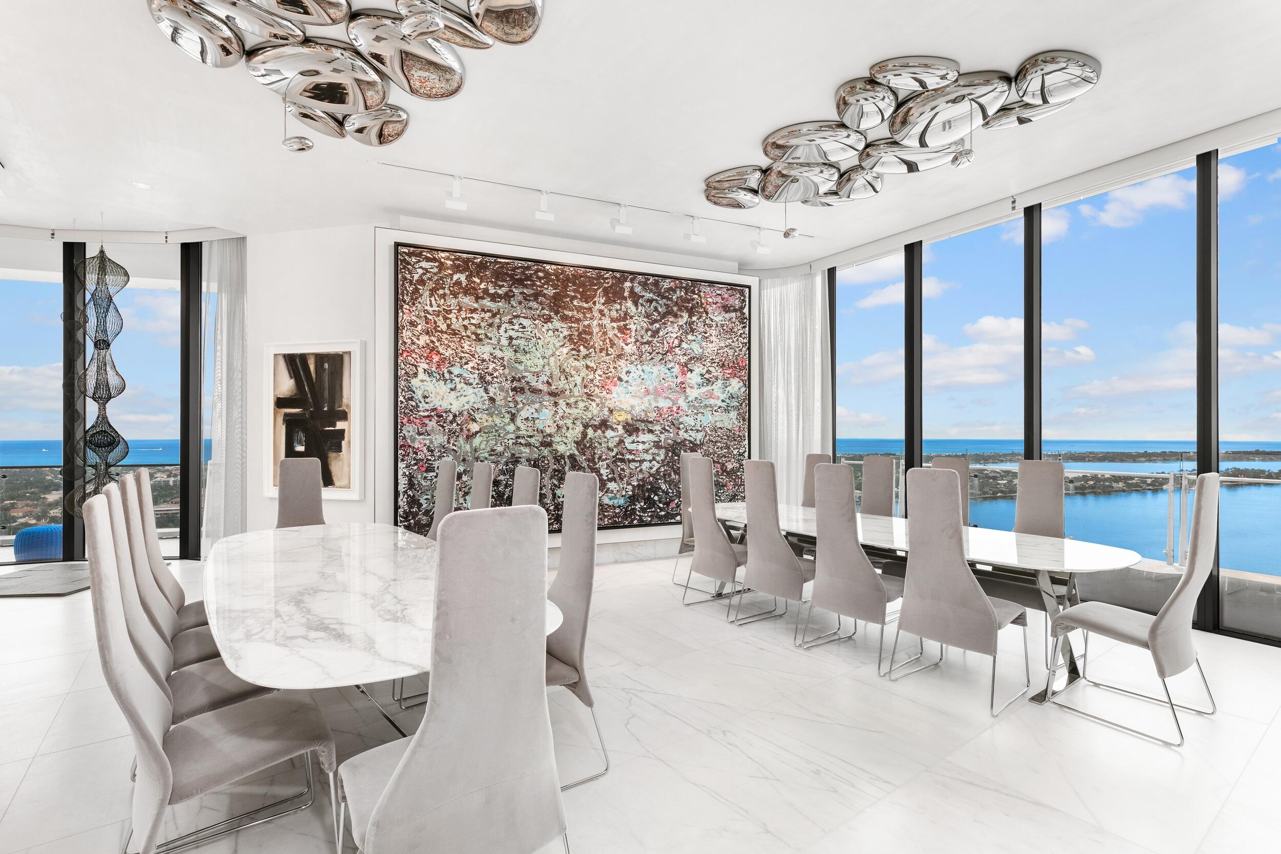 BRISTOL CONDO - Residential