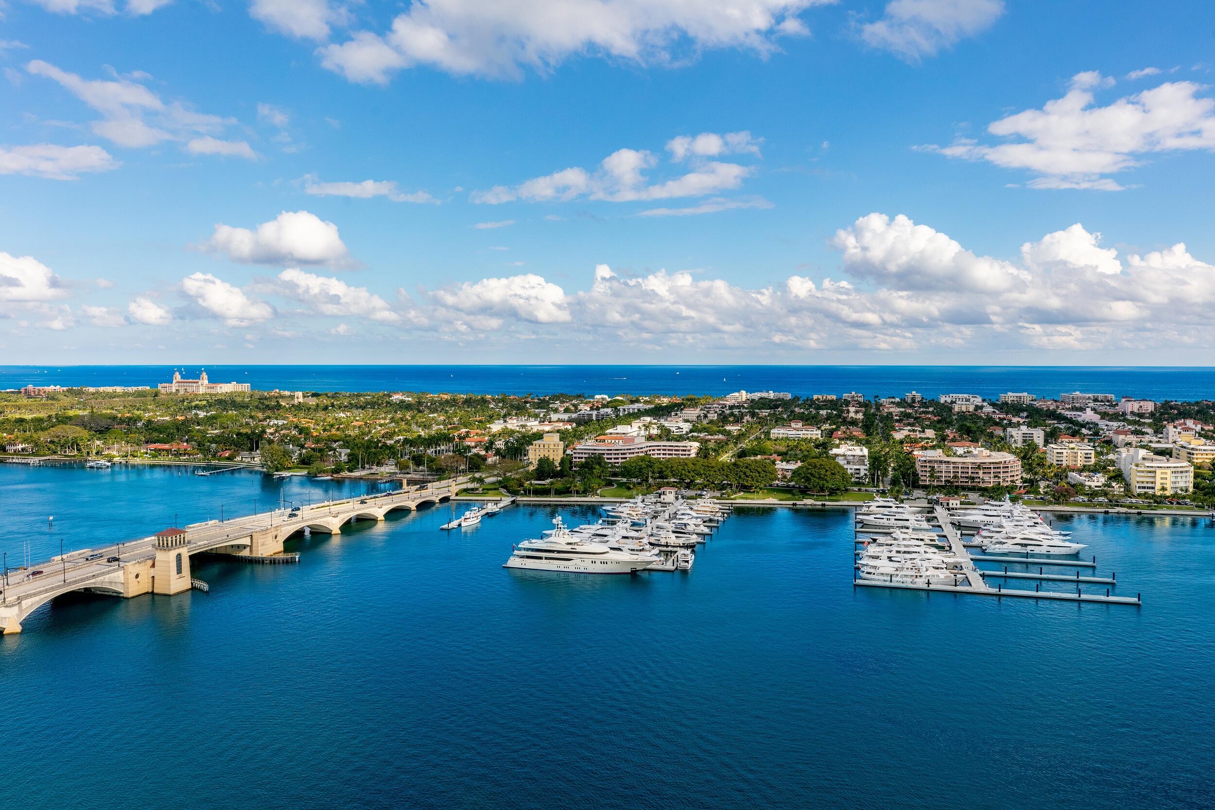 BRISTOL CONDO - Residential