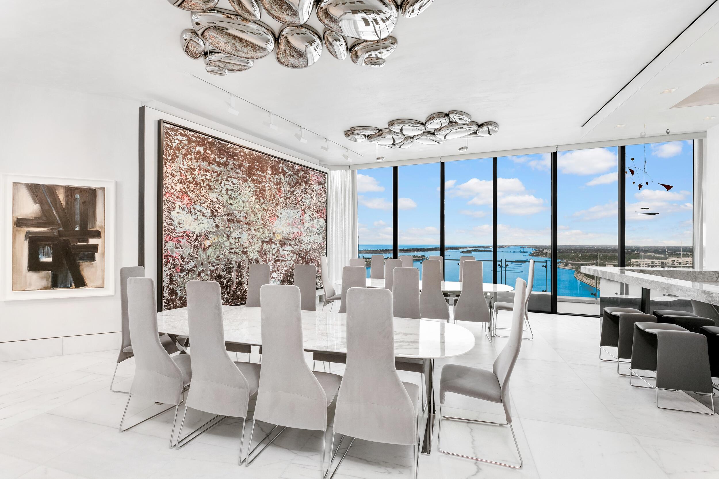 BRISTOL CONDO - Residential