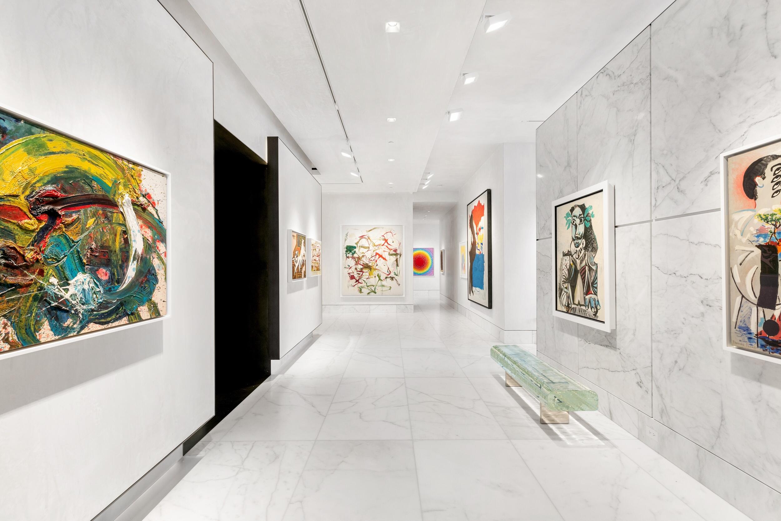 BRISTOL CONDO - Residential