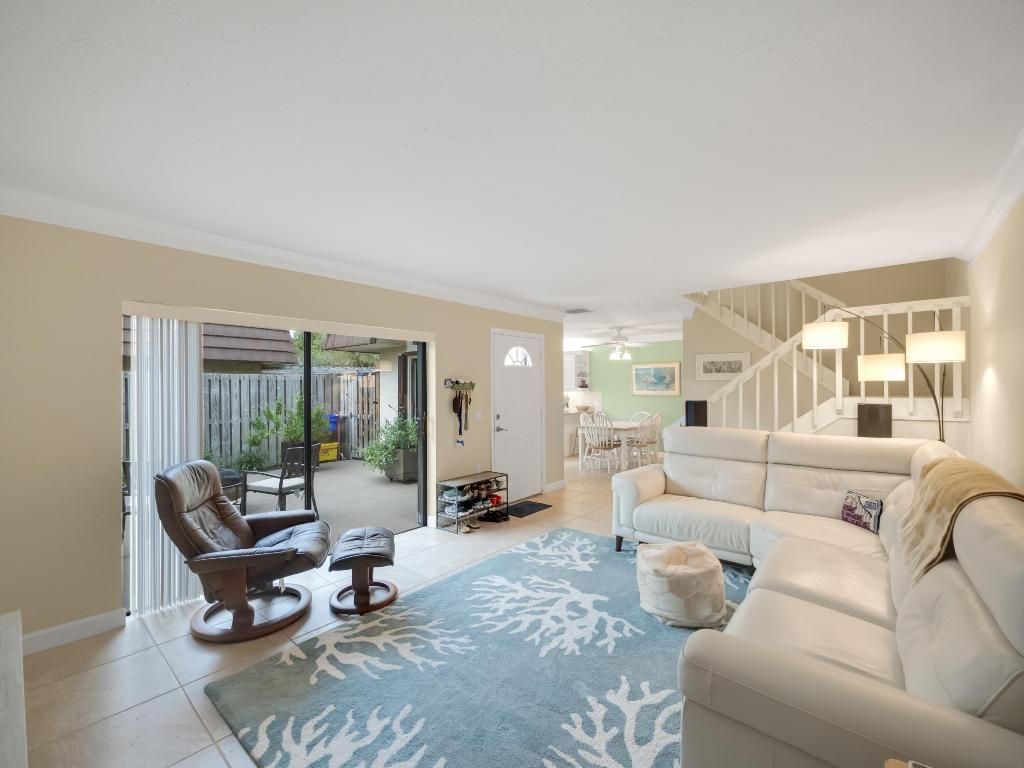 Photo of 1306 13th Lane, Palm Beach Gardens, FL 33418 (MLS # R10958686)