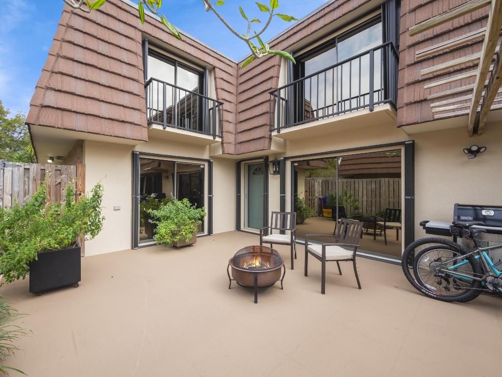 Photo of 1306 13th Lane, Palm Beach Gardens, FL 33418 (MLS # R10958686)