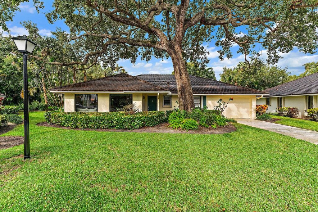 Photo of 11447 Shady Oaks Lane, North Palm Beach, FL 33408 (MLS # R11026723)