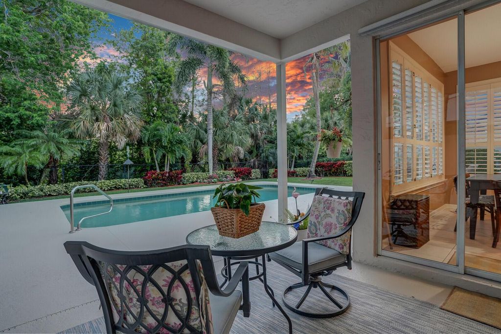 Photo of 96 Satinwood Lane, Palm Beach Gardens, FL 33410 (MLS # R11079853)