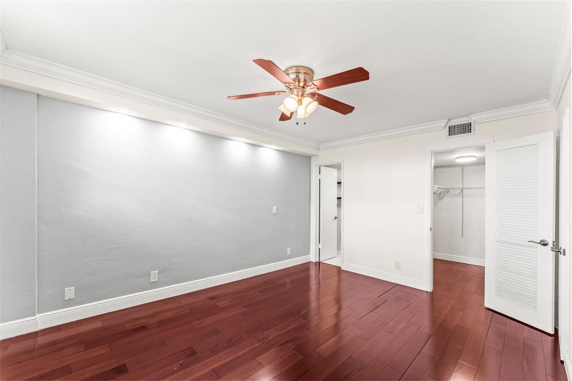 LIGHTHOUSE POINT PLAZA CO - Residential