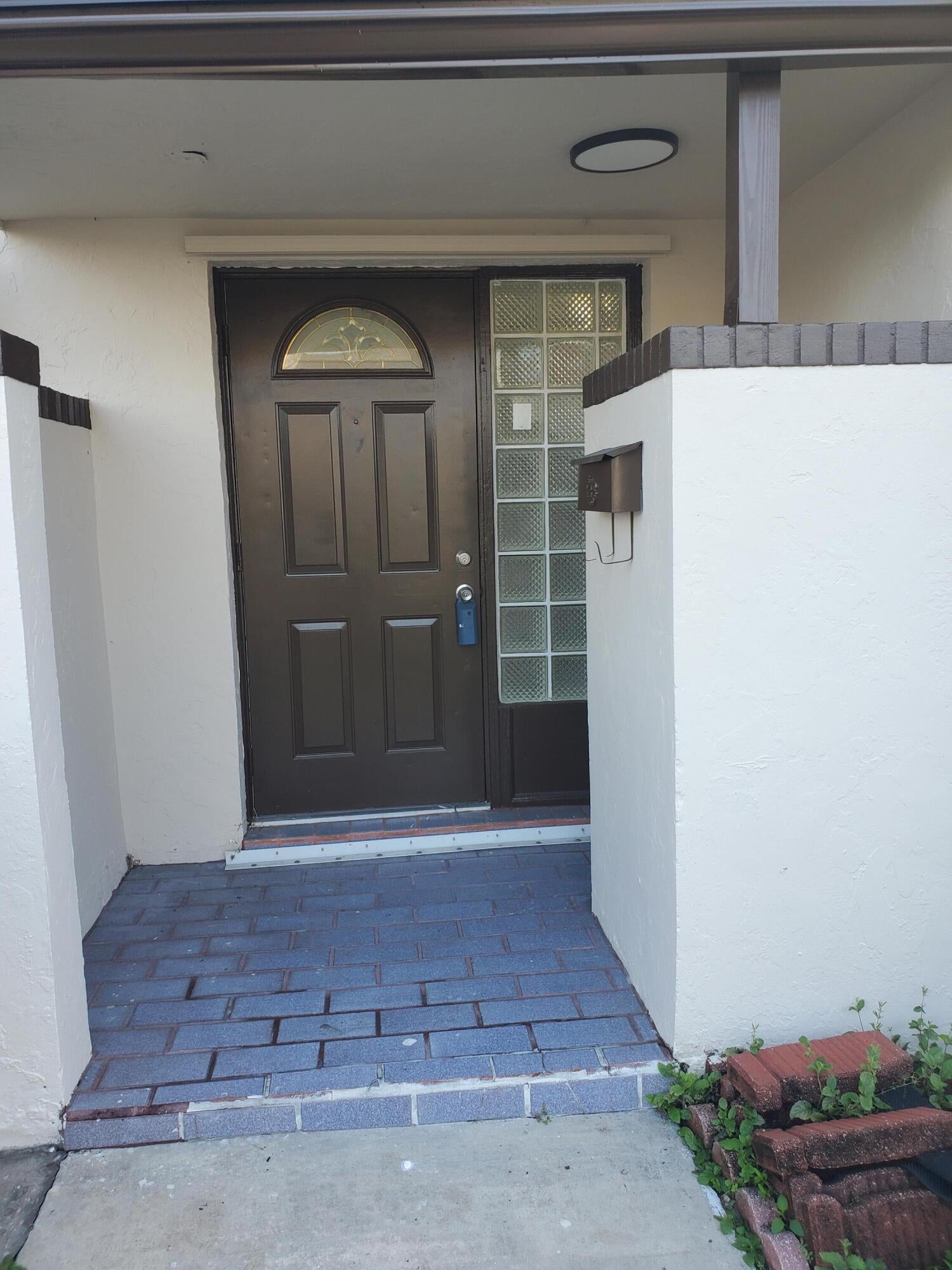 1375 SEAVIEW