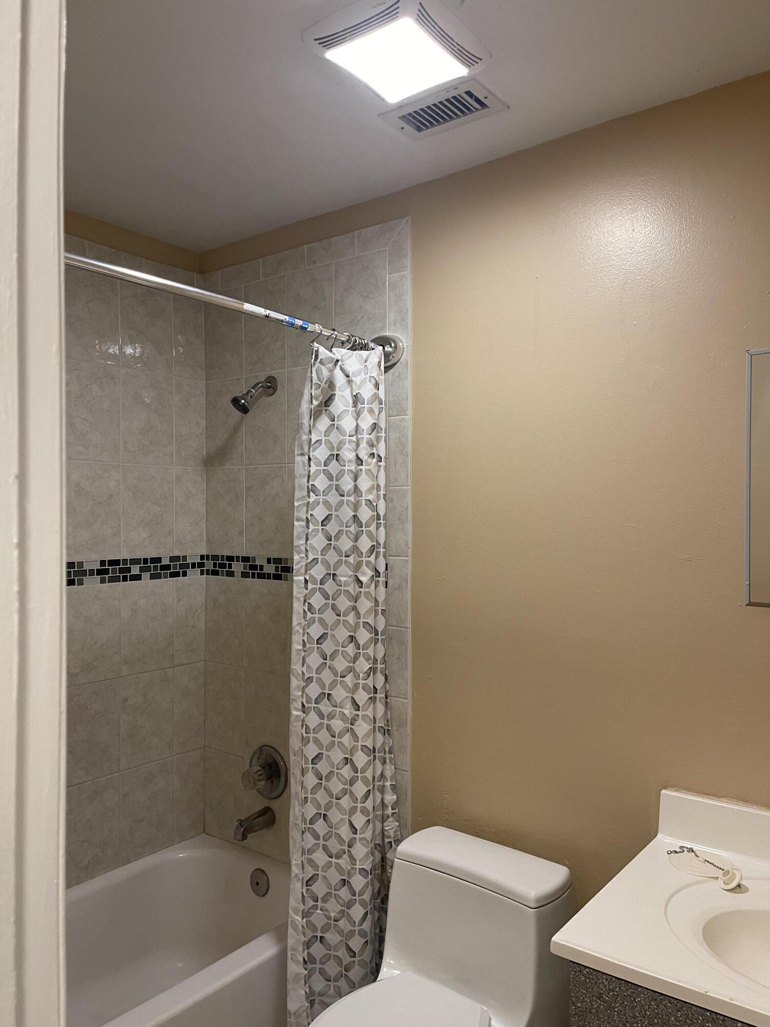 RAIN-BOW GARDENS - Residential Income