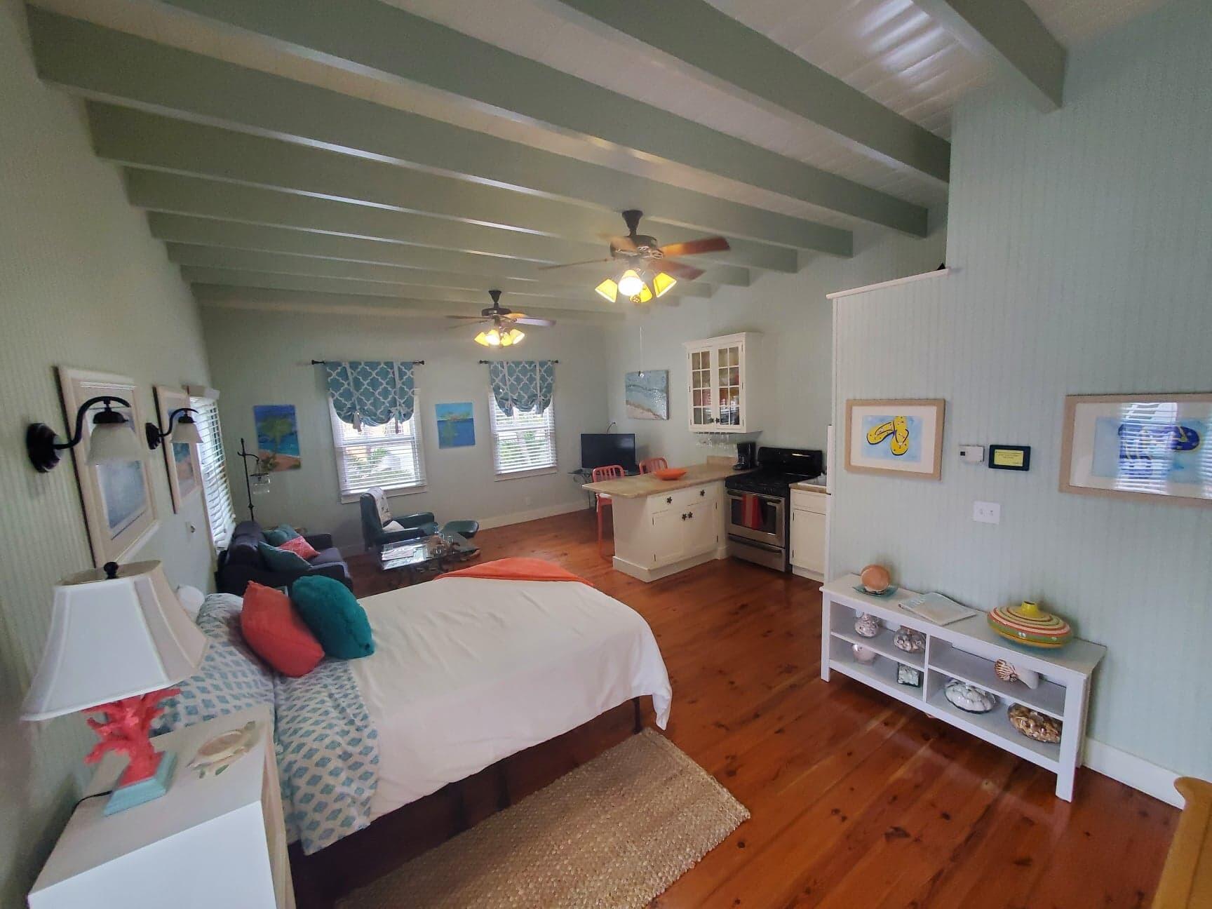 DELRAY TOWN OF - Residential Lease