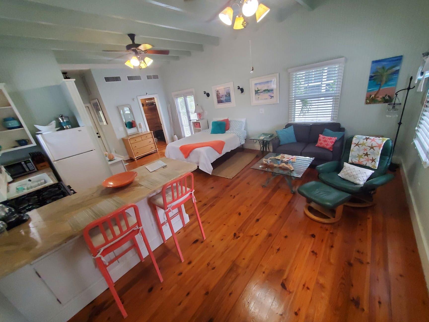 DELRAY TOWN OF - Residential Lease