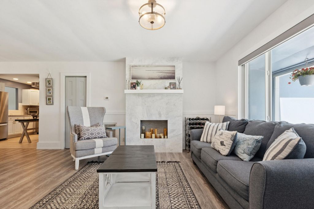 Photo of 1056 SW 27th Avenue, Boynton Beach, FL 33426 (MLS # R11096193)