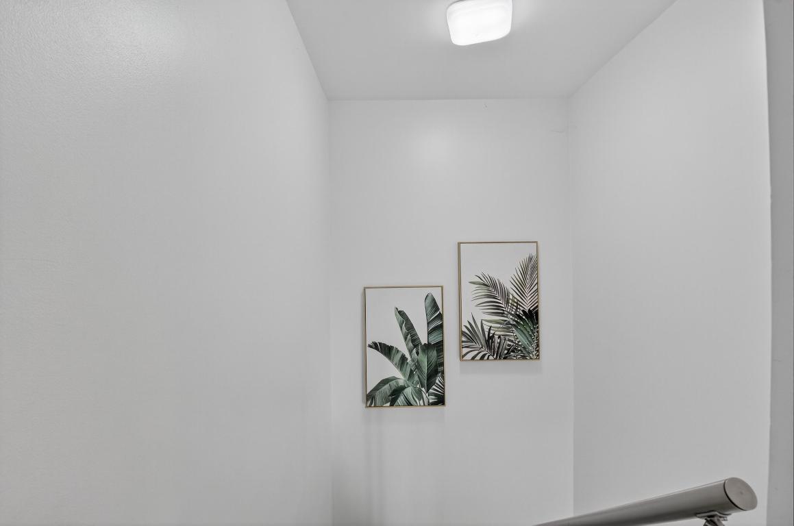 LE VILLAGE DE PROVENCE 2 - Residential Lease