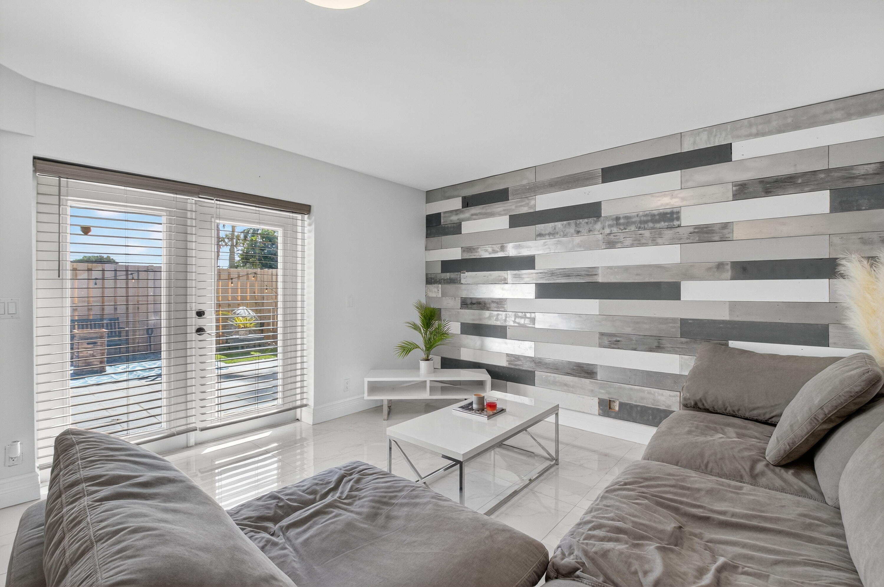 LE VILLAGE DE PROVENCE 2 - Residential Lease