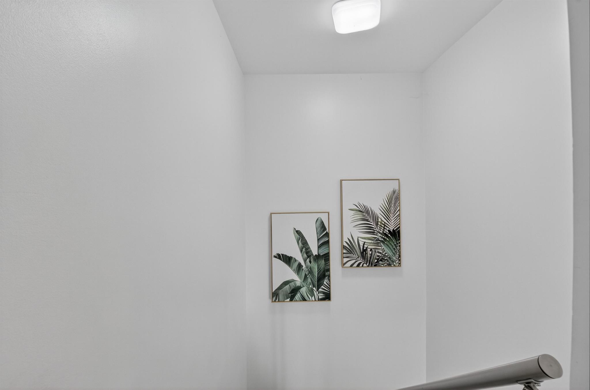 LE VILLAGE DE PROVENCE 2 - Residential Lease