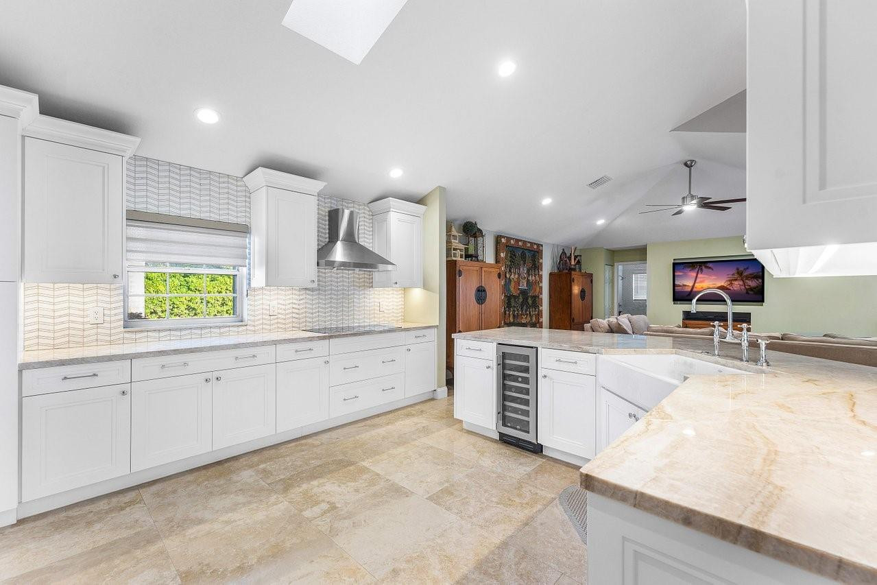 Sector 6 141-21 B - Residential