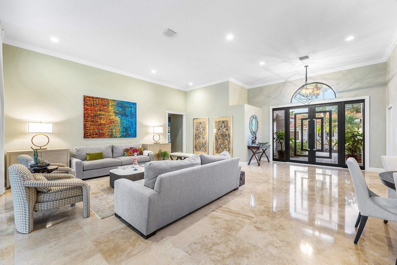 Sector 6 141-21 B - Residential