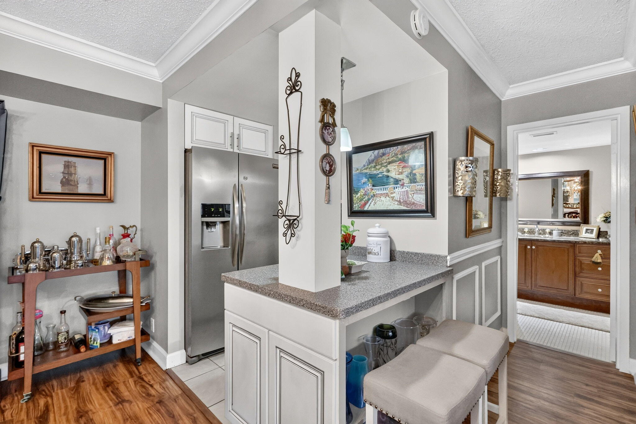 3792 NE Ocean Boulevard 220 N, Jensen Beach, FL, 34957/$399,000 2 3792 NE Ocean Boulevard 220 N