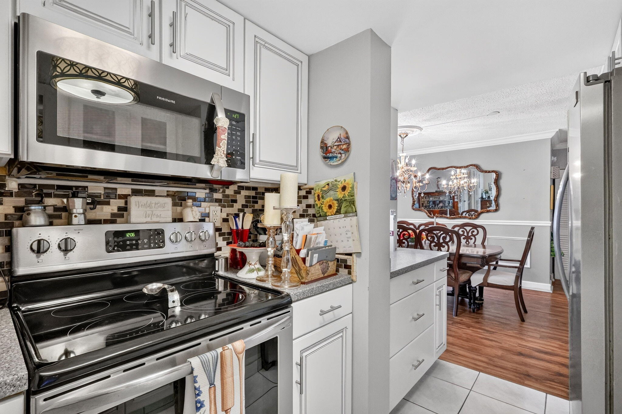 3792 NE Ocean Boulevard 220 N, Jensen Beach, FL, 34957/$399,000 4 3792 NE Ocean Boulevard 220 N