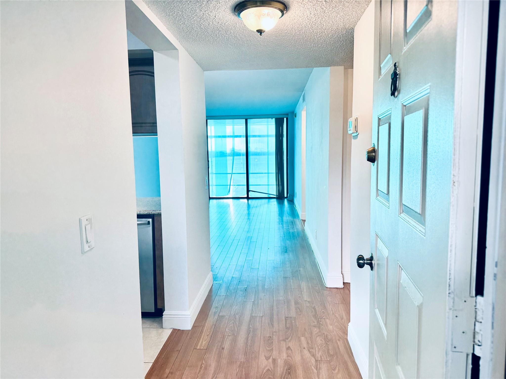 Lake Emerald - Residential