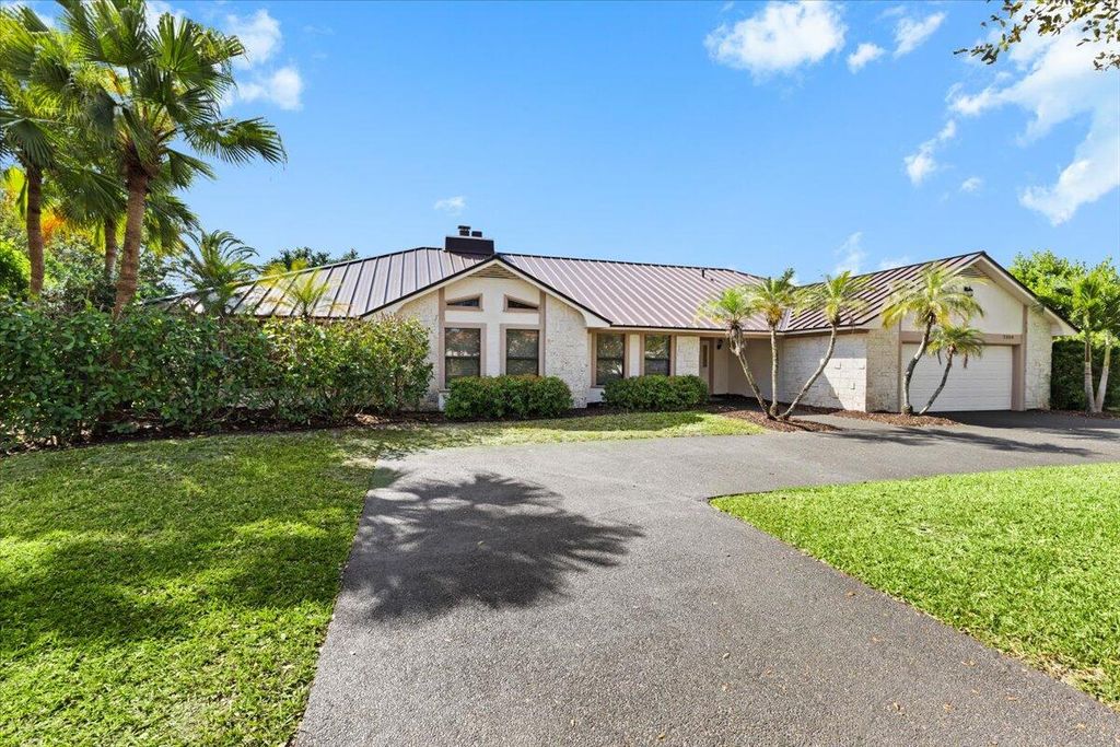 Photo of 2350 NW 105th Terrace, Coral Springs, FL 33065 (MLS # B26027609)