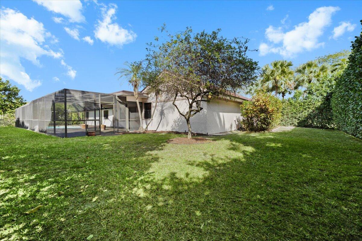 CORAL SPRINGS COUNTRY CLUB - Residential
