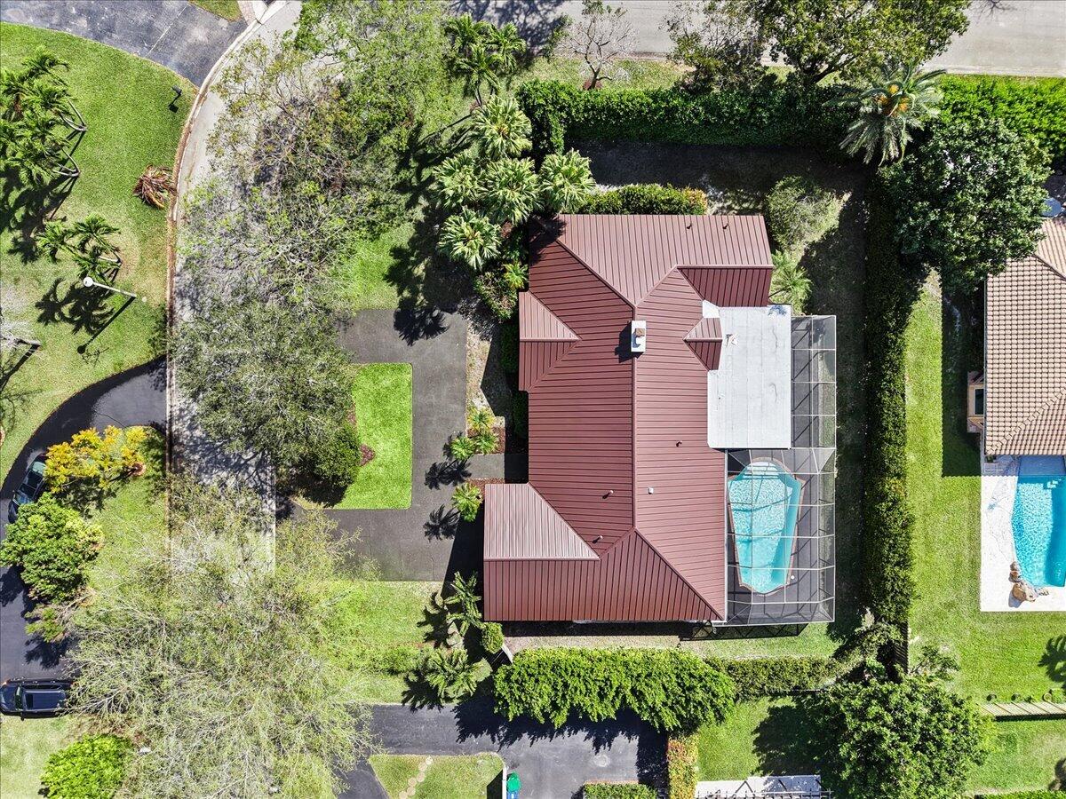 CORAL SPRINGS COUNTRY CLUB - Residential