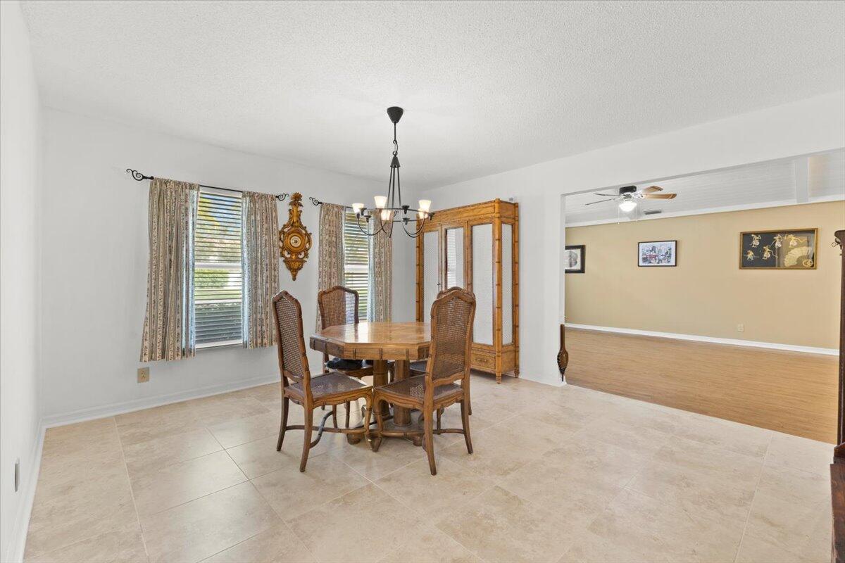 CORAL SPRINGS COUNTRY CLUB - Residential