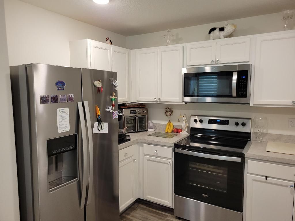 Photo of 842 SE Chaloupe Avenue, Port Saint Lucie, FL 34983 (MLS # R10929621)