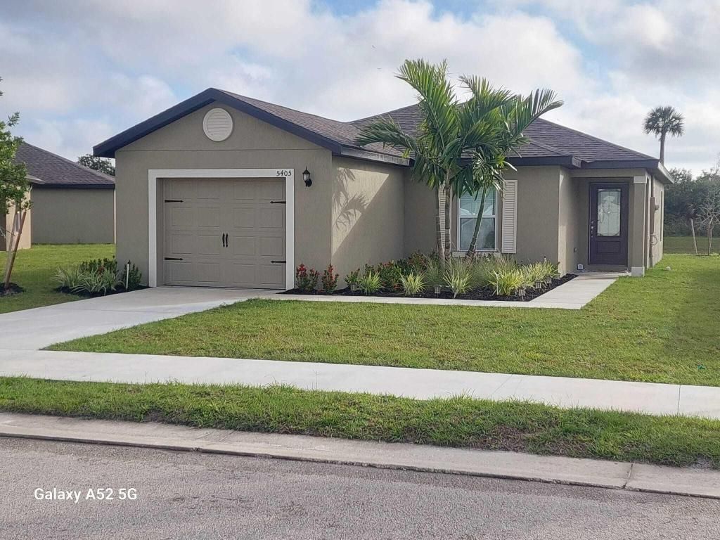 Photo of 5405 Fantasy Drive, Fort Pierce, FL 34947 (MLS # R10961761)