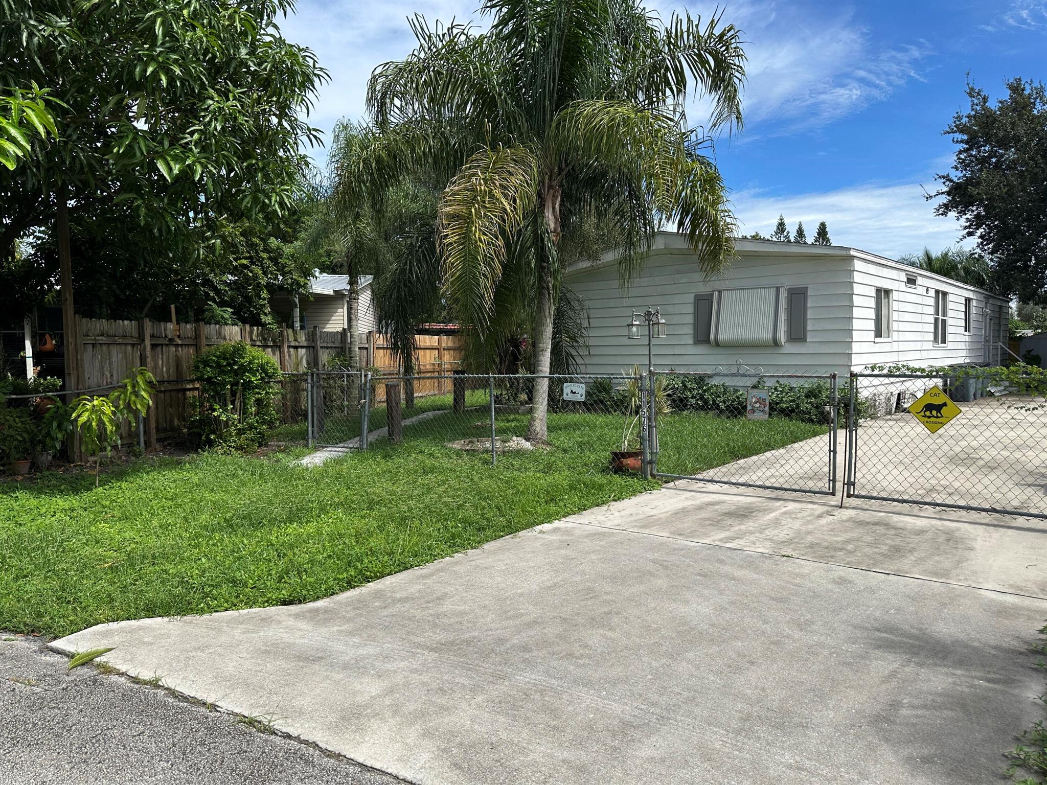 23138 Surf Road Road