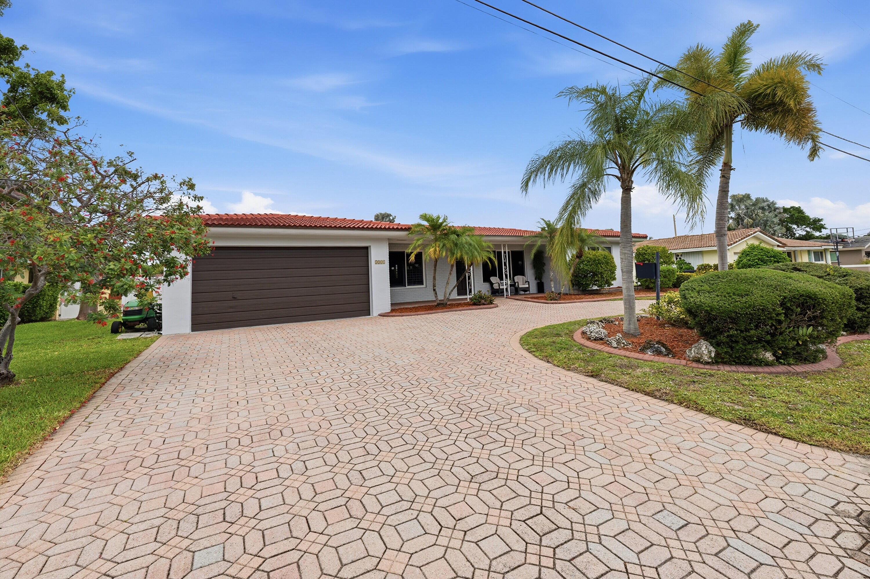 LIGHTHOUSE POINT 5TH SEC - Residential