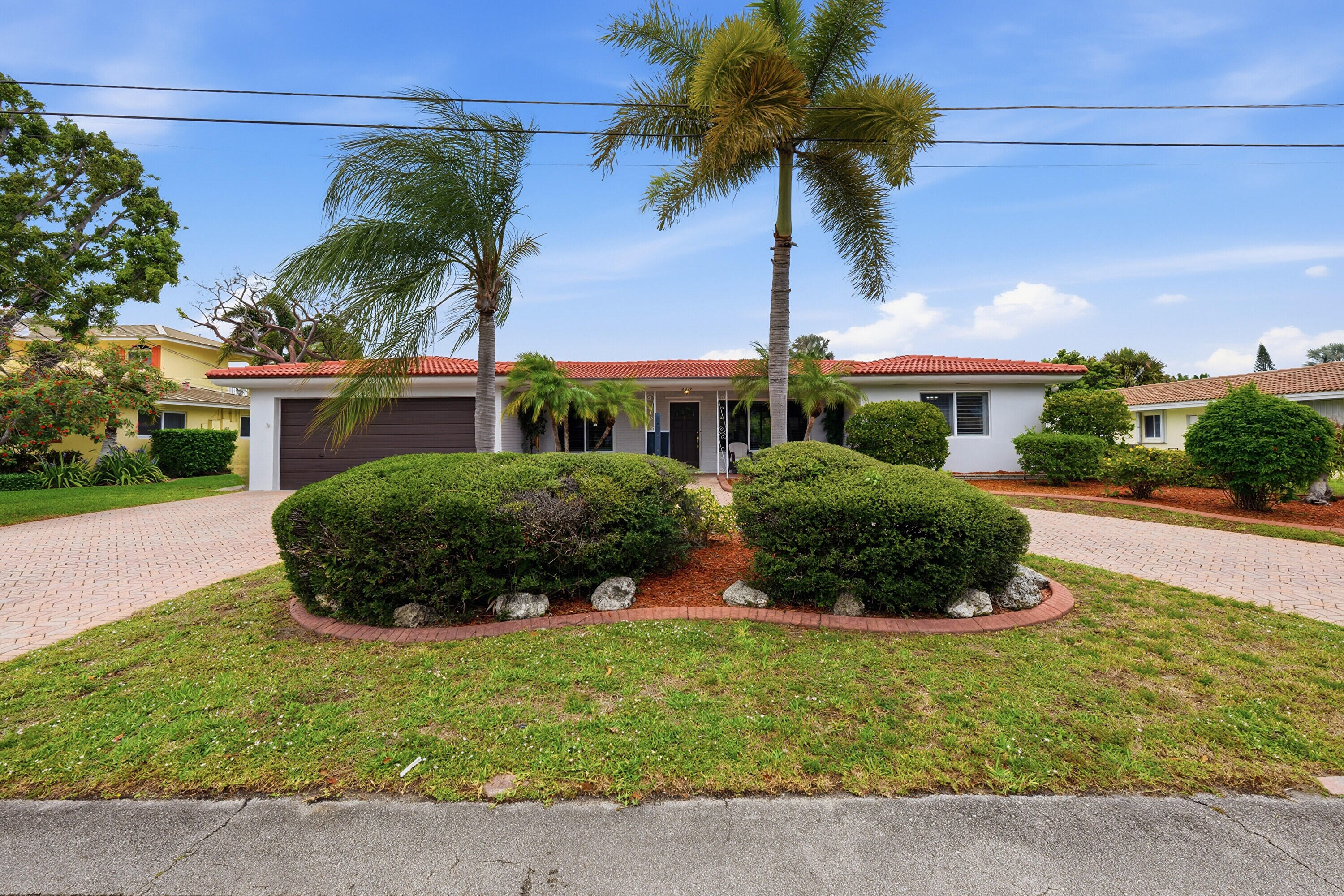 LIGHTHOUSE POINT 5TH SEC - Residential