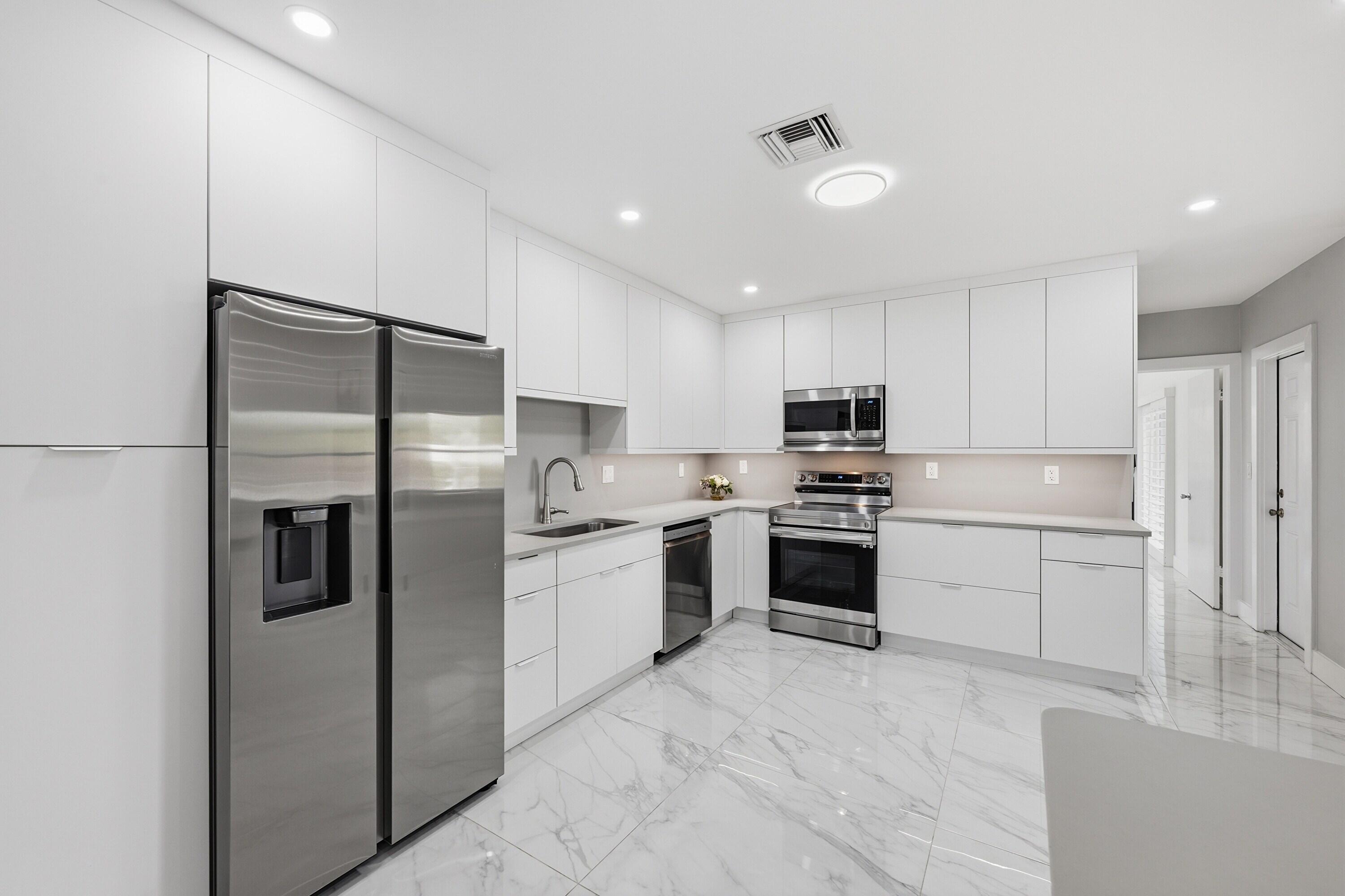 LIGHTHOUSE POINT 5TH SEC - Residential